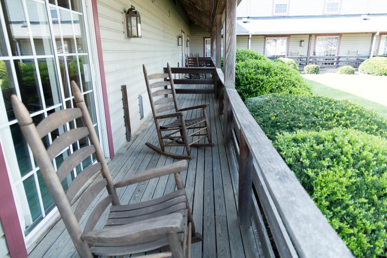 The Country Inn Of Lancaster Fertility Екстер'єр фото